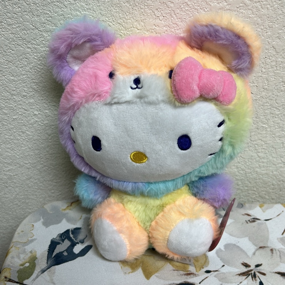 New with tags Hello Kitty 9" Rainbow Sherbet Plush toy collectible - Picture 3 of 8
